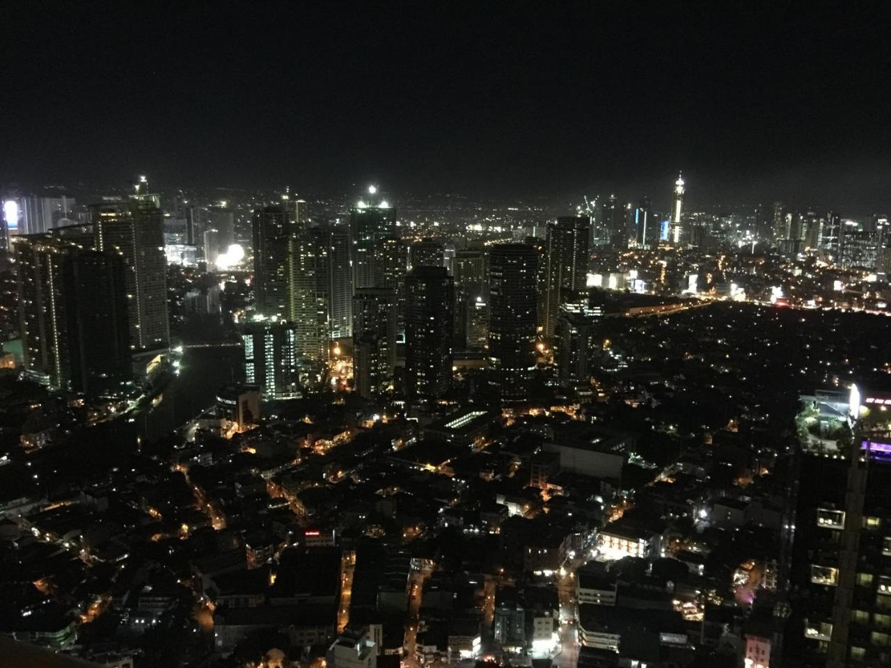 Seven Doors Aparthotels In Gramercy Makati 마카티 외부 사진
