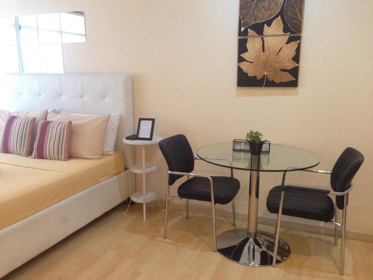 Seven Doors Aparthotels In Gramercy Makati 마카티 외부 사진