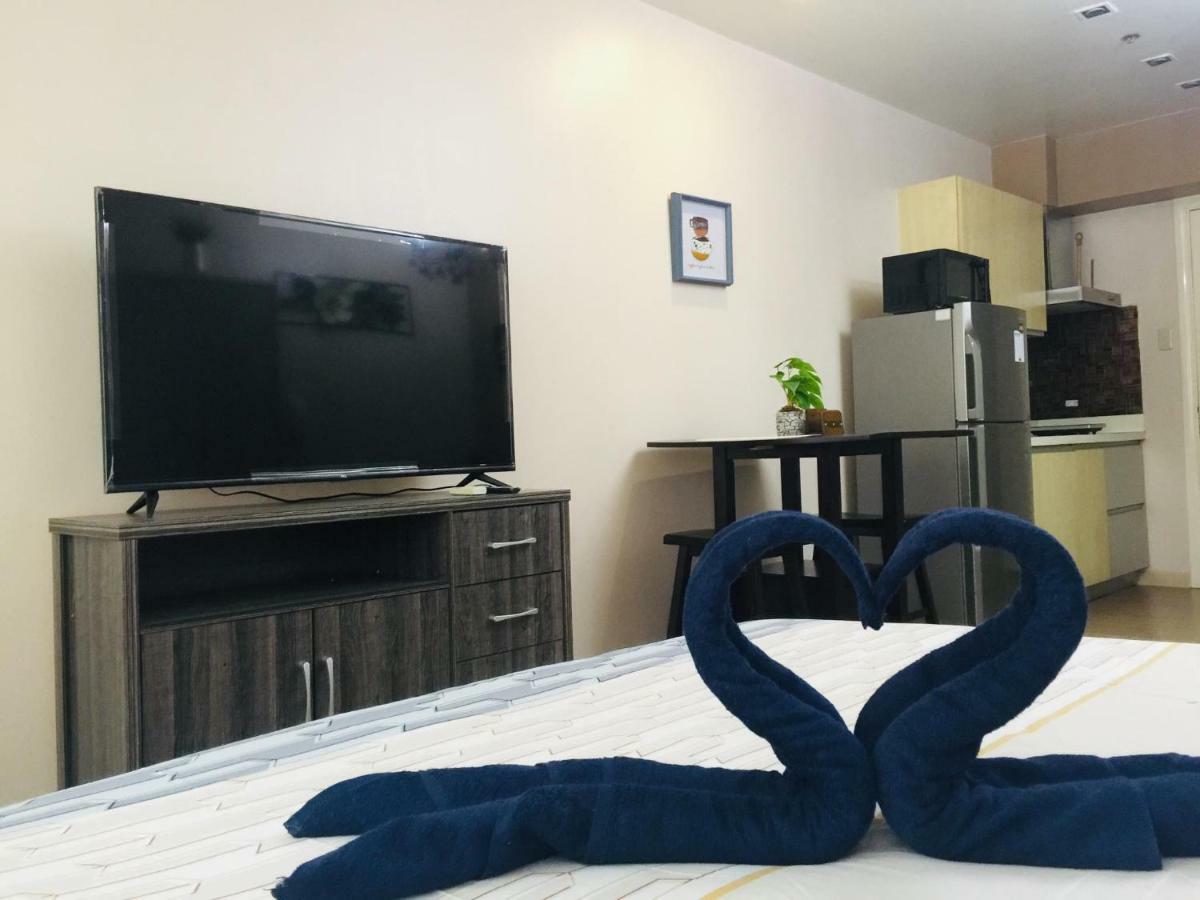 Seven Doors Aparthotels In Gramercy Makati 마카티 외부 사진