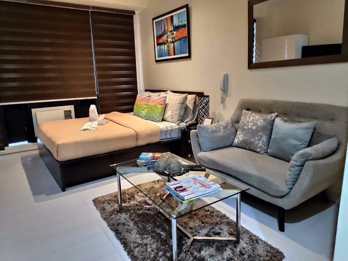 Seven Doors Aparthotels In Gramercy Makati 마카티 외부 사진