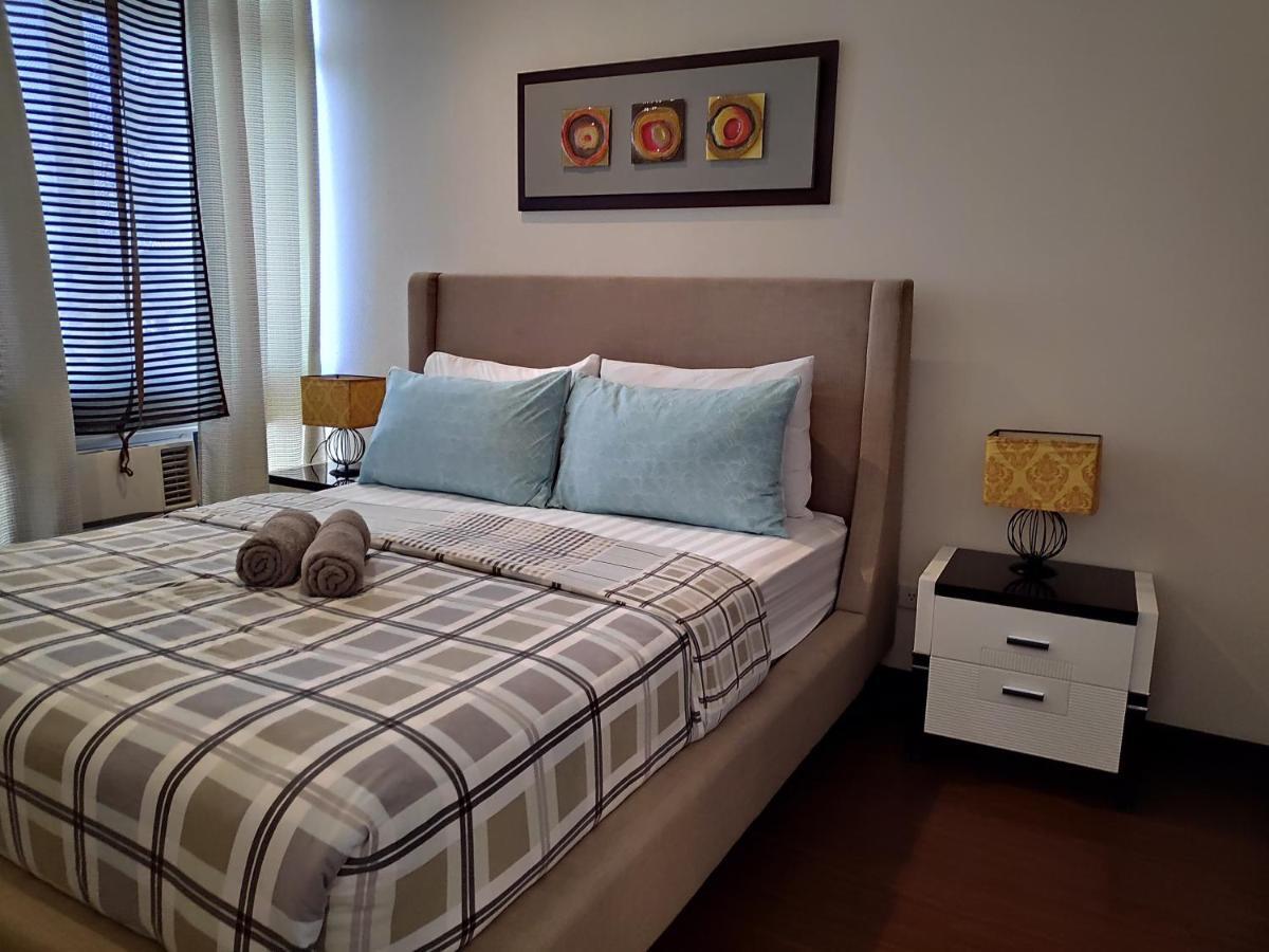 Seven Doors Aparthotels In Gramercy Makati 마카티 외부 사진